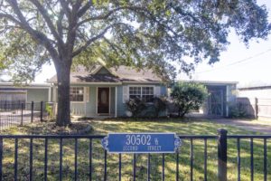 Downtown Fulshear – SOLD!